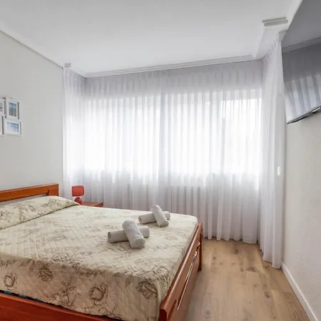 - Parking Privado - Wifi - 2 Banos - 8 Person Apartamento *